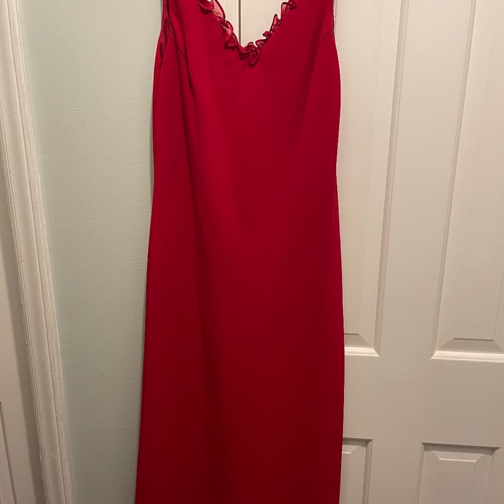 Jones New York woman’s size 8 red dress.